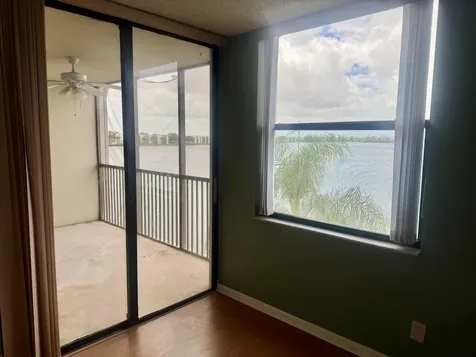 110 Lake Emerald Drive Oakland Park FL 33309