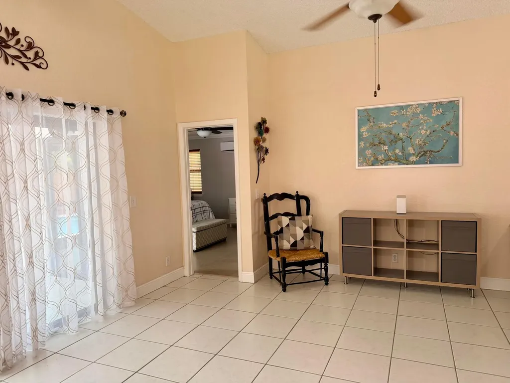 9914 NW 52nd Street Sunrise FL 33351