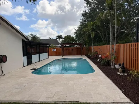 9914 NW 52nd Street Sunrise FL 33351