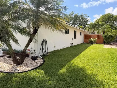9914 NW 52nd Street Sunrise FL 33351