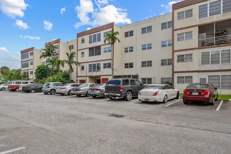 4047 NW 16th Street Lauderhill FL 33313