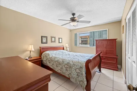 4047 NW 16th Street Lauderhill FL 33313
