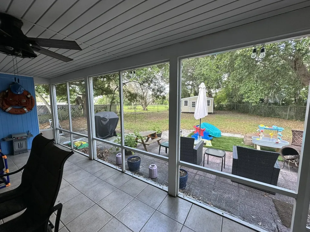 1818 SE Vesthaven Court Port St Lucie FL 34952