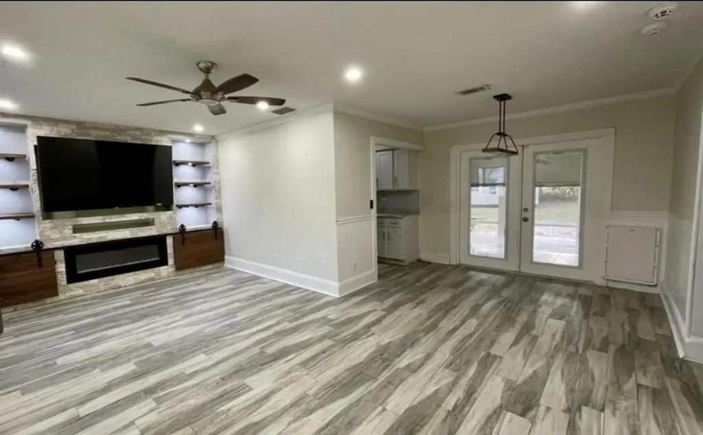 1818 SE Vesthaven Court Port St Lucie FL 34952