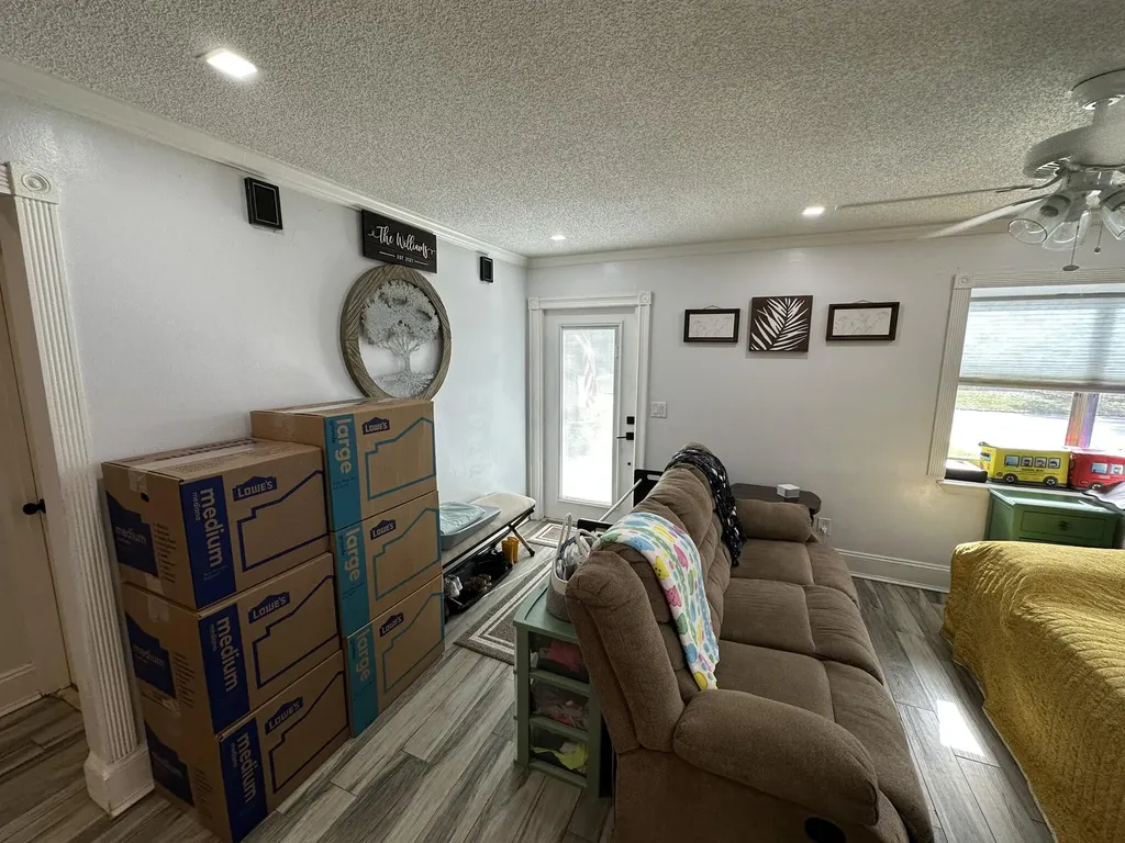 1818 SE Vesthaven Court Port St Lucie FL 34952