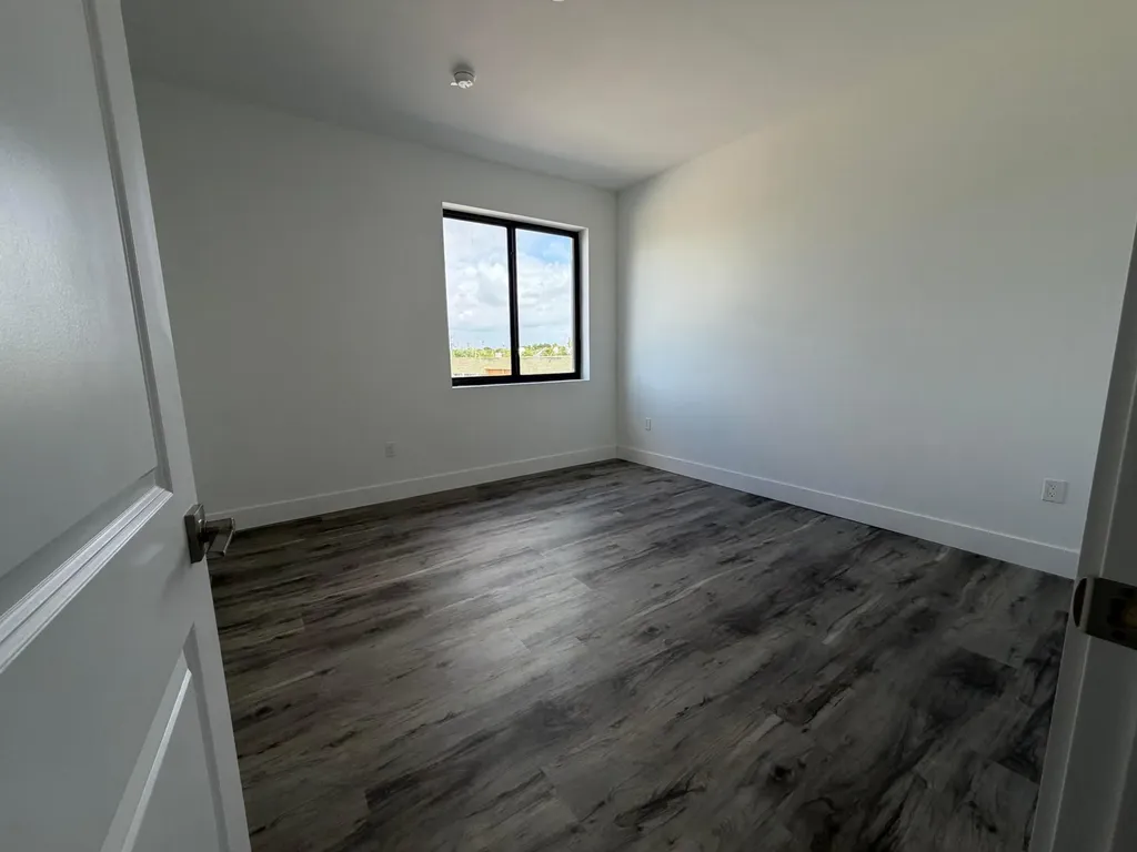 1544 NW 1st Avenue Pompano Beach FL 33060