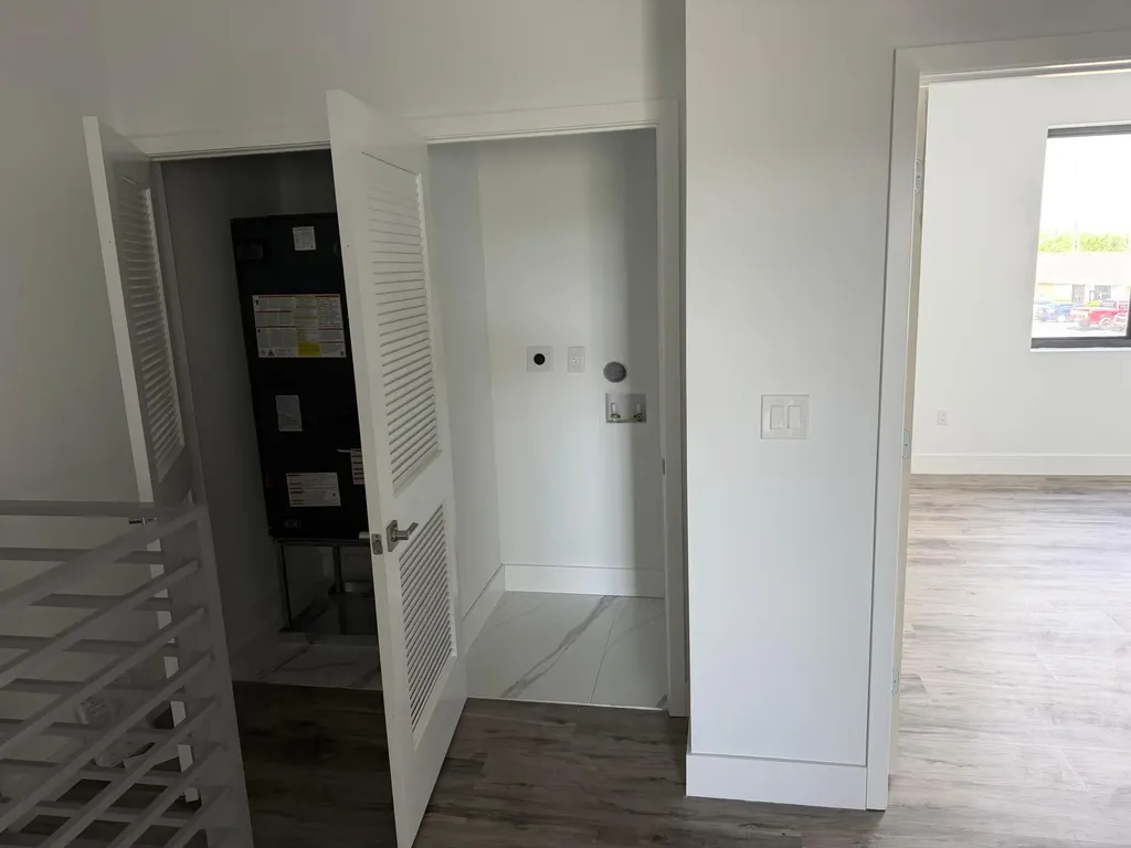 1544 NW 1st Avenue Pompano Beach FL 33060