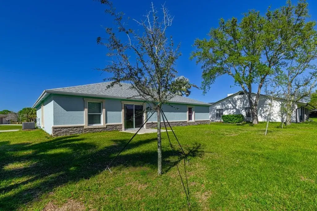 2372 SE Maslan Avenue Port St Lucie FL 34952