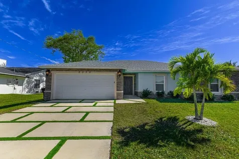 2372 SE Maslan Avenue Port St Lucie FL 34952