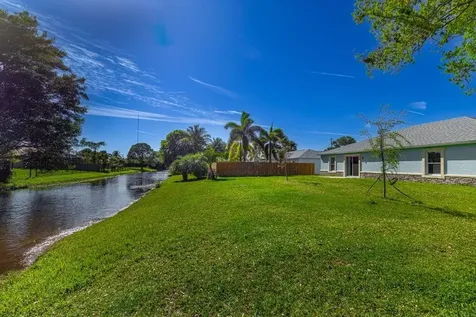 2372 SE Maslan Avenue Port St Lucie FL 34952