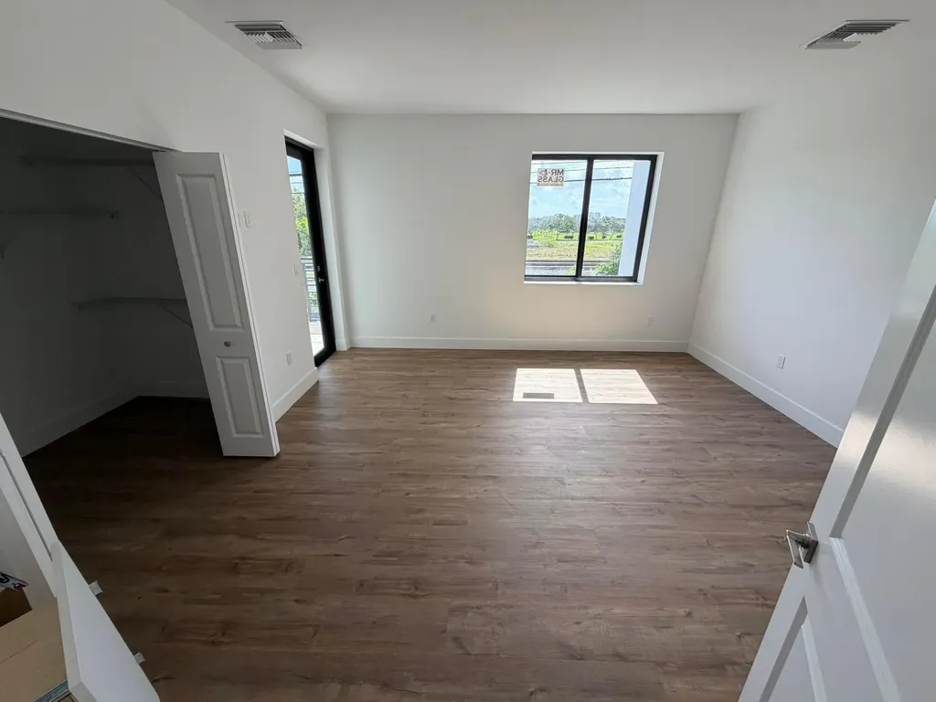 111 NW 15th Court Pompano Beach FL 33060