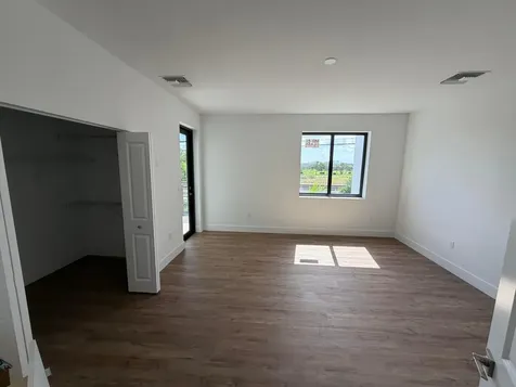 1546 NW 1st Avenue Pompano Beach FL 33060