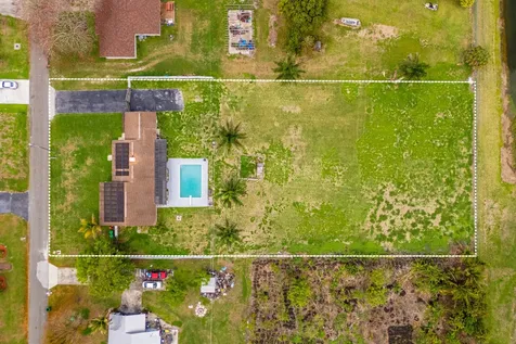 360 Kismet Avenue Pahokee FL 33476