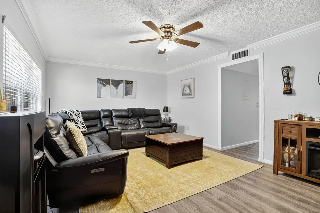 9050 NW 28th Street Coral Springs FL 33065