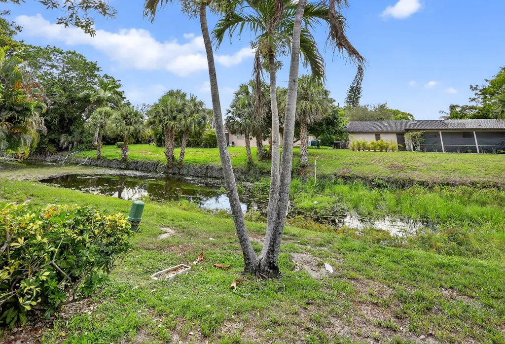 9050 NW 28th Street Coral Springs FL 33065