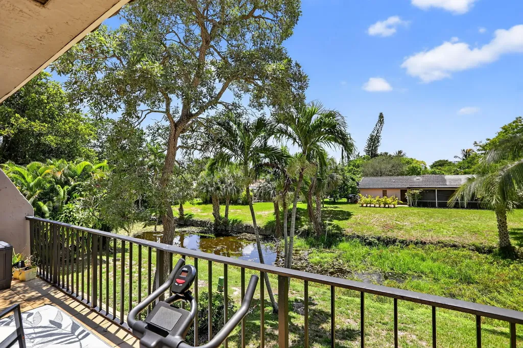 9050 NW 28th Street Coral Springs FL 33065
