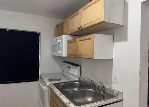 1022 17th Street West Palm Beach FL 33407