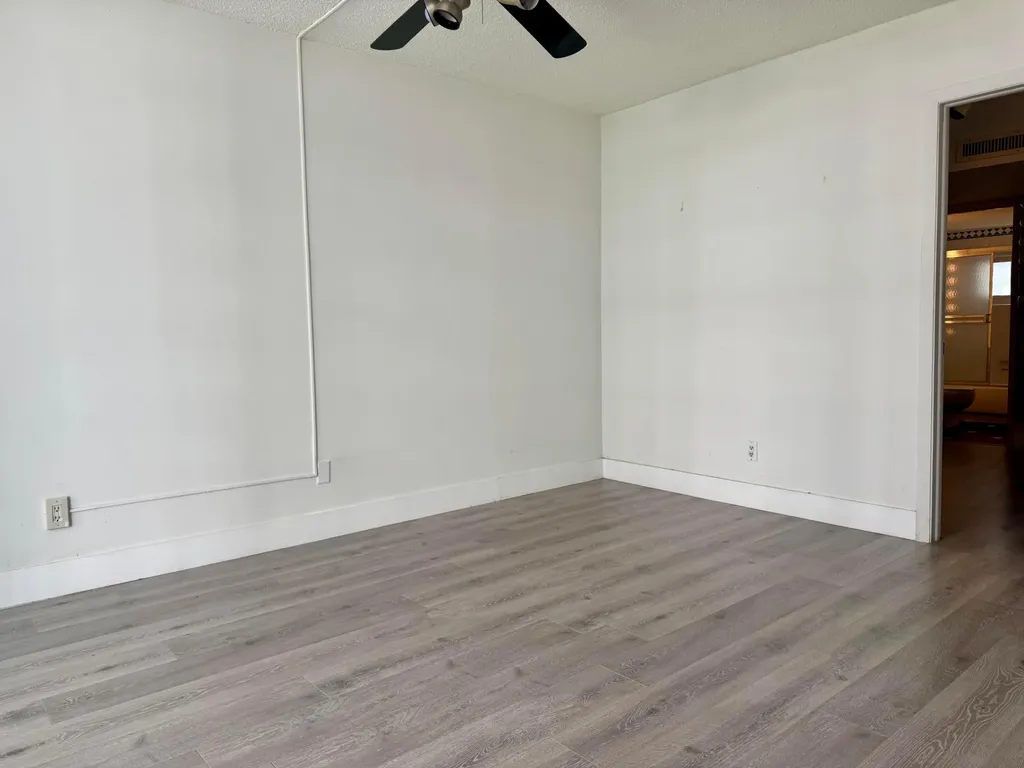 5401 Collins Avenue Miami Beach FL 33140