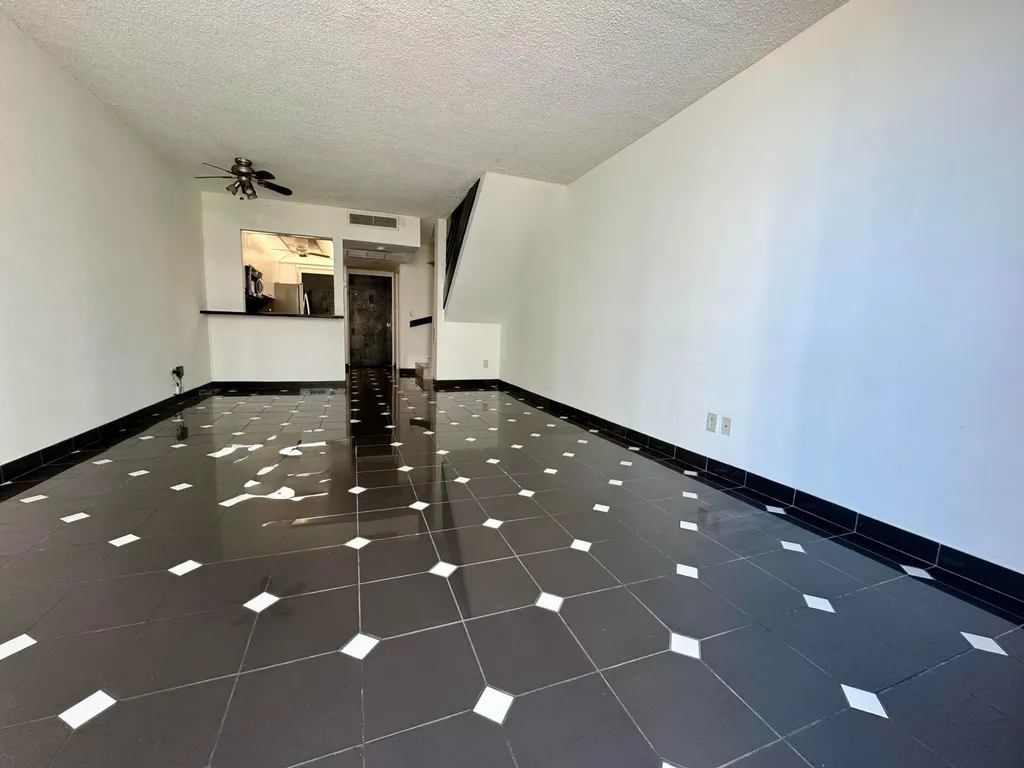 5401 Collins Avenue Miami Beach FL 33140