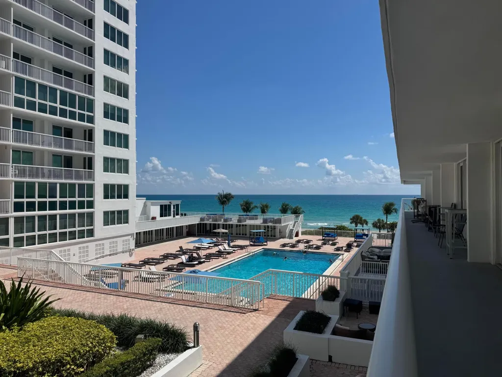 5401 Collins Avenue Miami Beach FL 33140