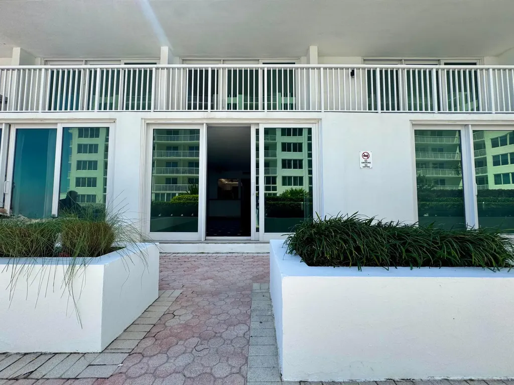 5401 Collins Avenue Miami Beach FL 33140