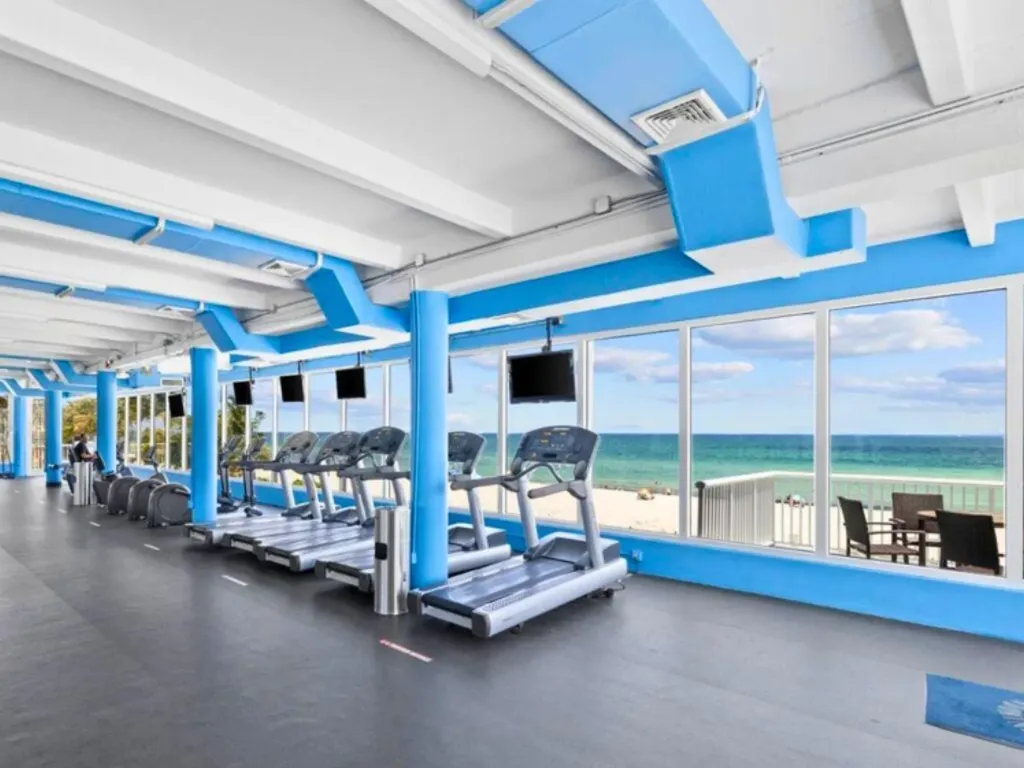 5401 Collins Avenue Miami Beach FL 33140