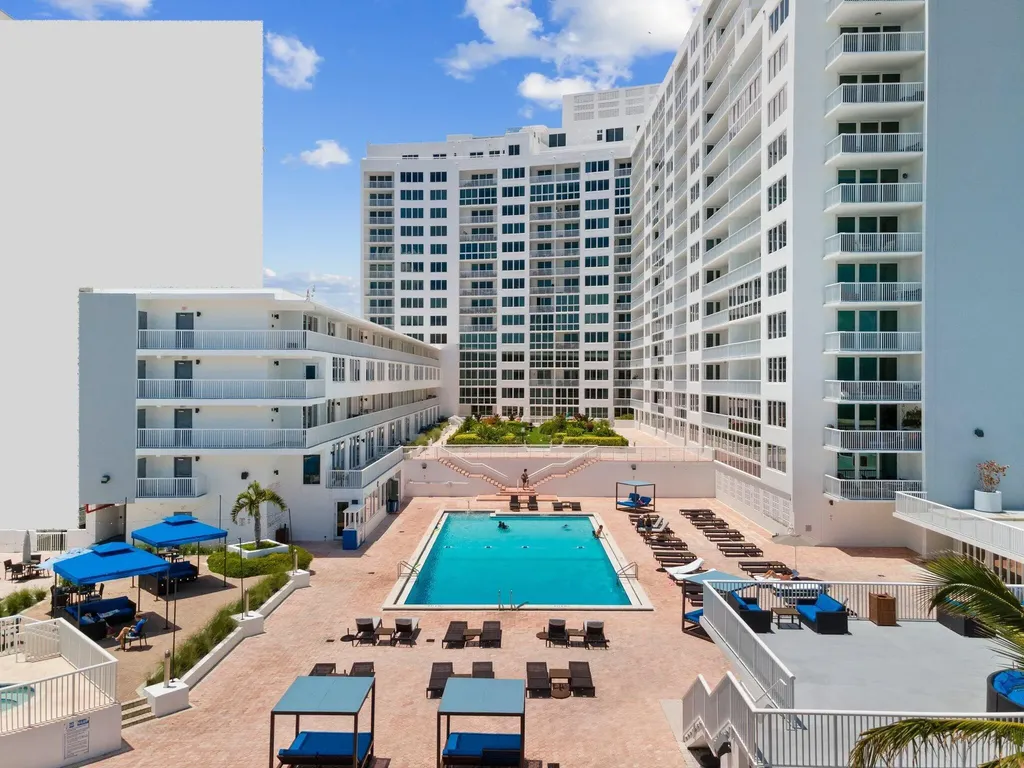 5401 Collins Avenue Miami Beach FL 33140