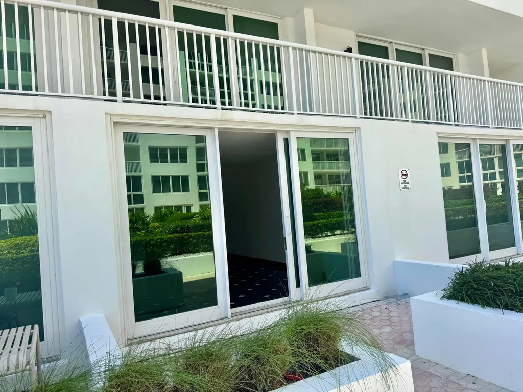 5401 Collins Avenue Miami Beach FL 33140