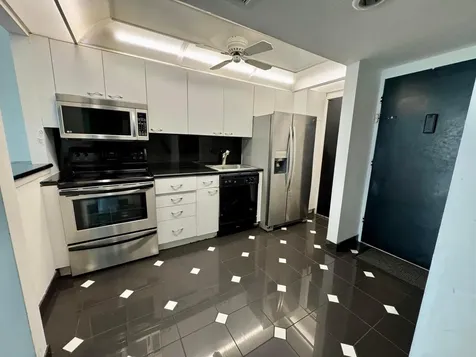5401 Collins Avenue Miami Beach FL 33140