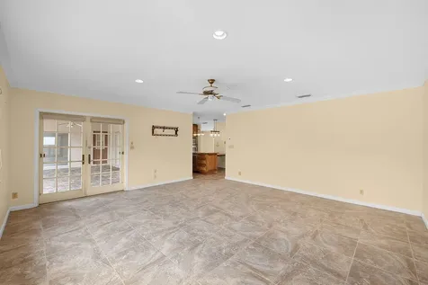 1915 NE 208th Terrace Miami FL 33179