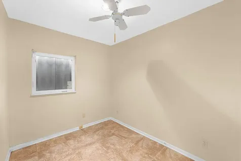 1915 NE 208th Terrace Miami FL 33179