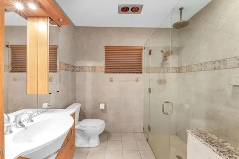 1915 NE 208th Terrace Miami FL 33179