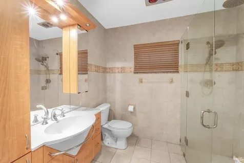 1915 NE 208th Terrace Miami FL 33179