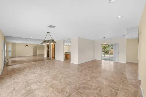 1915 NE 208th Terrace Miami FL 33179