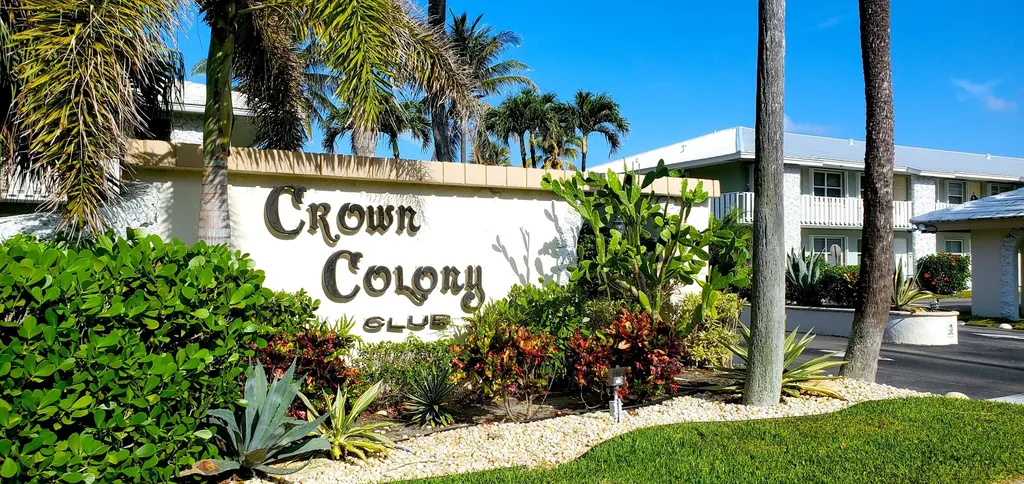 5530 N Ocean Boulevard Ocean Ridge FL 33435