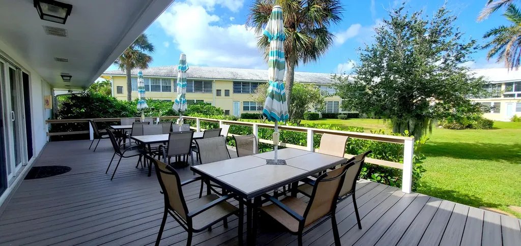 5530 N Ocean Boulevard Ocean Ridge FL 33435