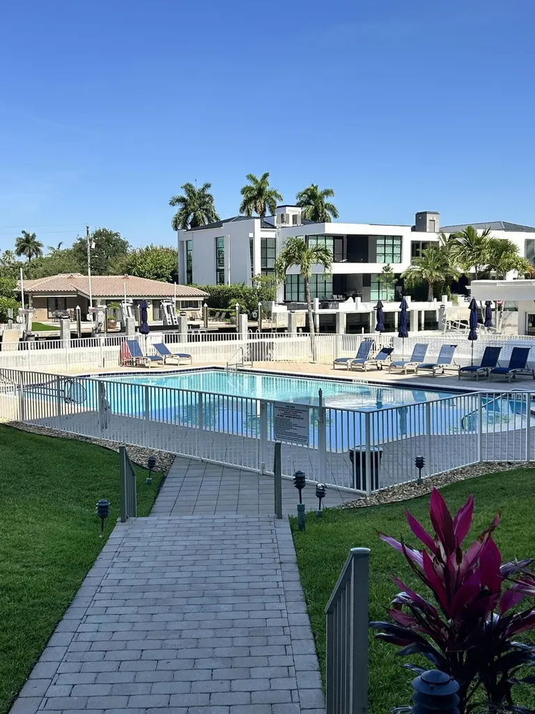 1391 S Ocean Boulevard Pompano Beach FL 33062