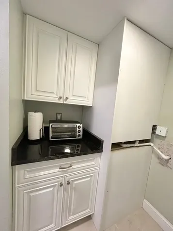 140 Lake Pine Circle Greenacres FL 33463
