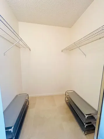 140 Lake Pine Circle Greenacres FL 33463