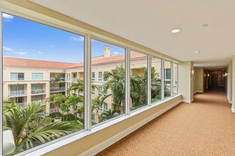 7355 SW 89th Miami FL 33156