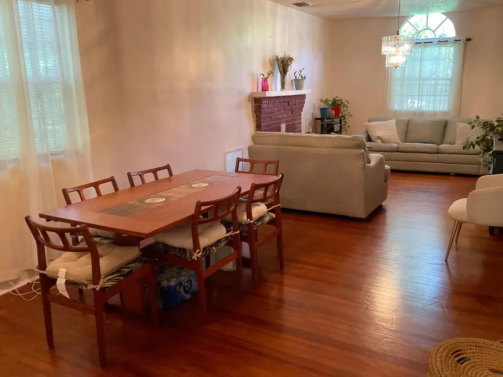 628 54th Street West Palm Beach FL 33407