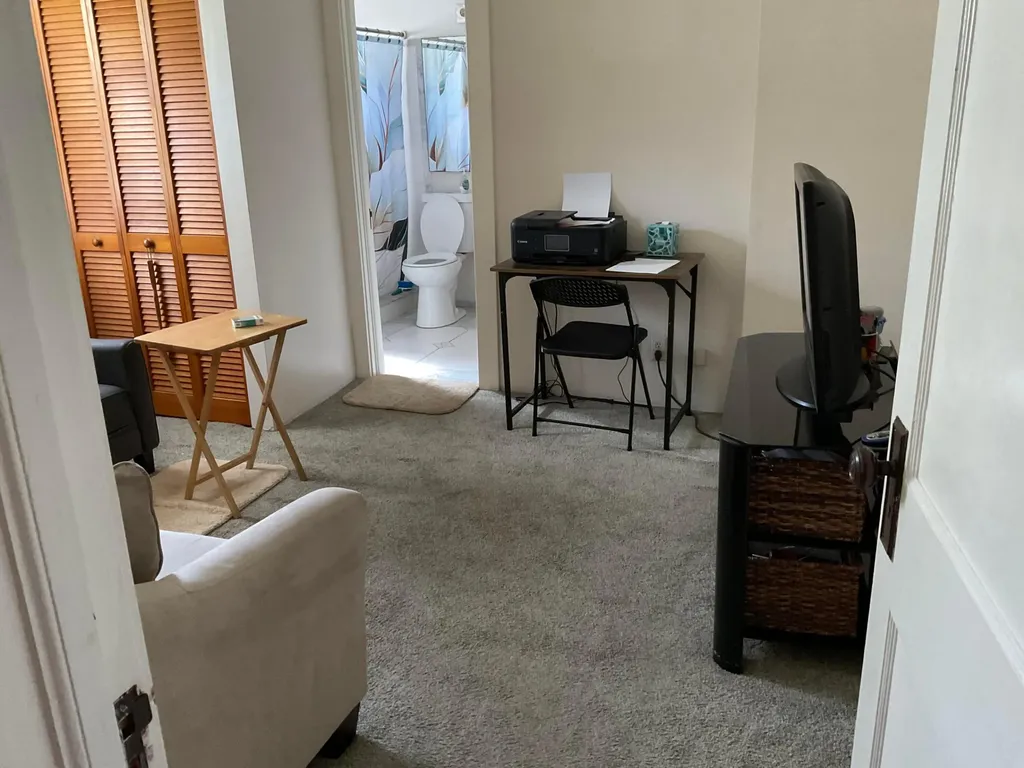 628 54th Street West Palm Beach FL 33407