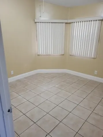 307 Bishop Road North Lauderdale FL 33068