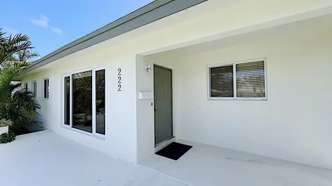 222 SE 2nd Terrace Dania Beach FL 33004