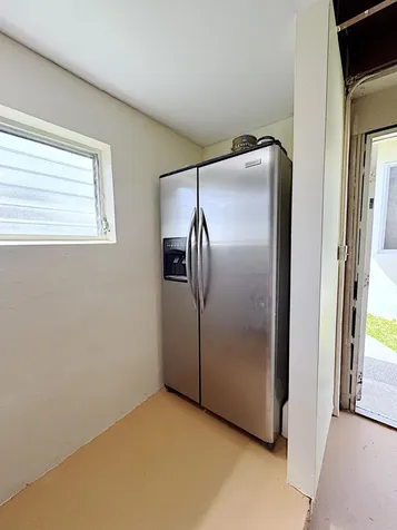 222 SE 2nd Terrace Dania Beach FL 33004