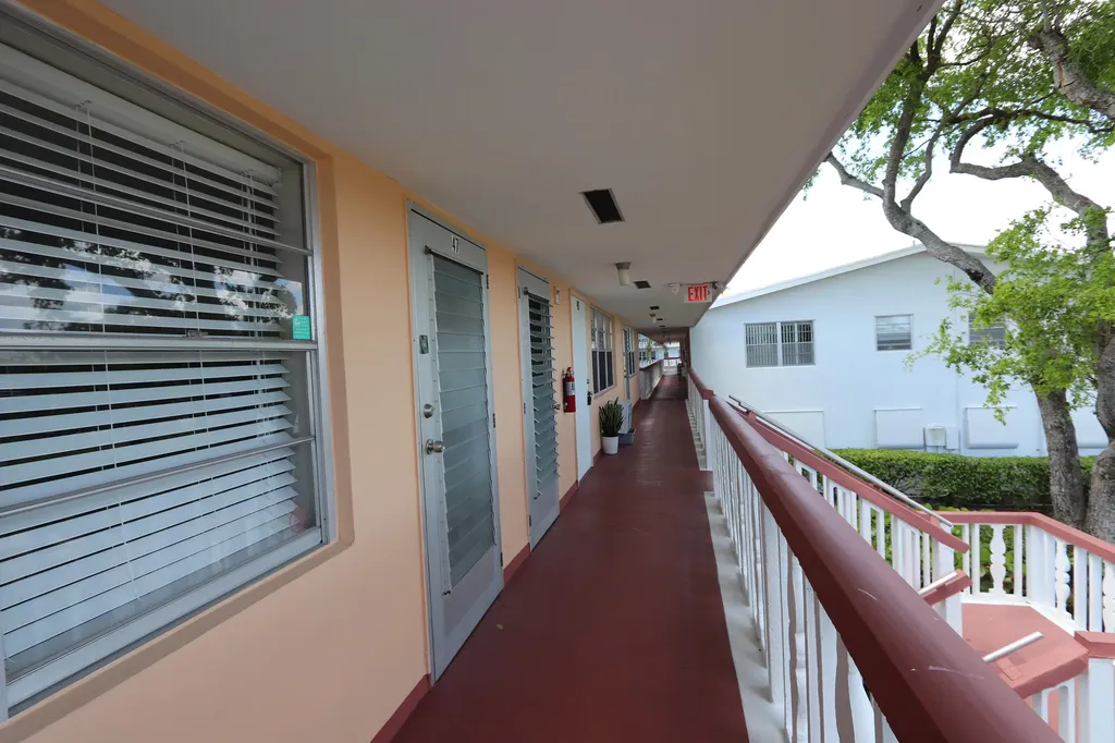 47 Andover West Palm Beach FL 33417