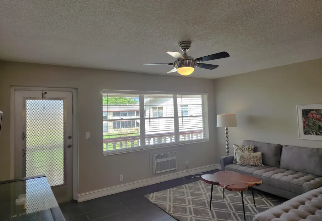 47 Andover West Palm Beach FL 33417