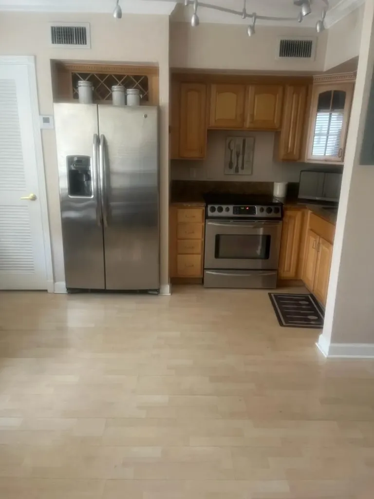 924 SE 2nd Street Fort Lauderdale FL 33301