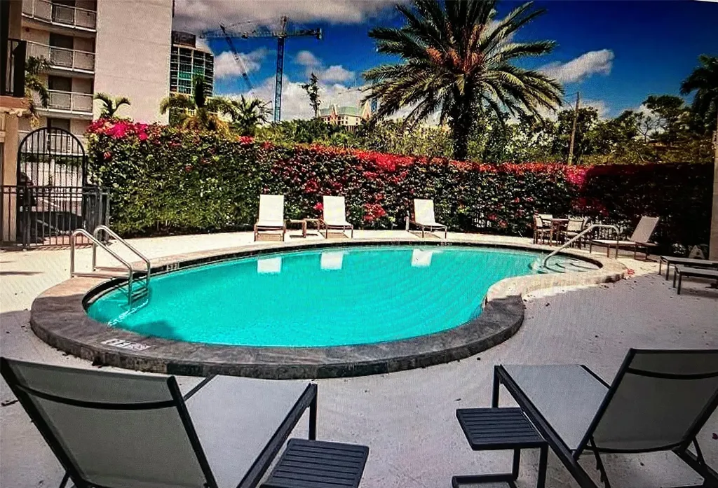 924 SE 2nd Street Fort Lauderdale FL 33301