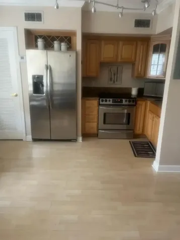 924 SE 2nd Street Fort Lauderdale FL 33301